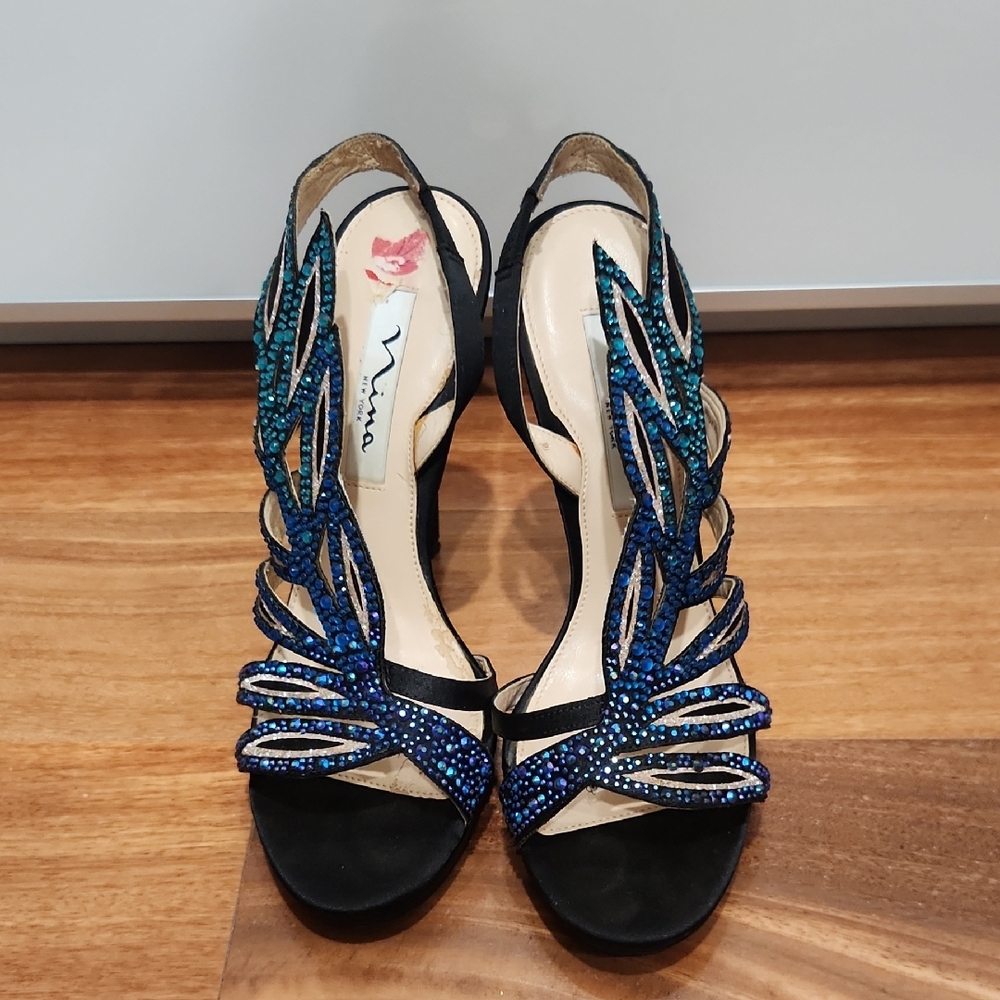 Nina Black and Blue Strappy Sandal 7.5